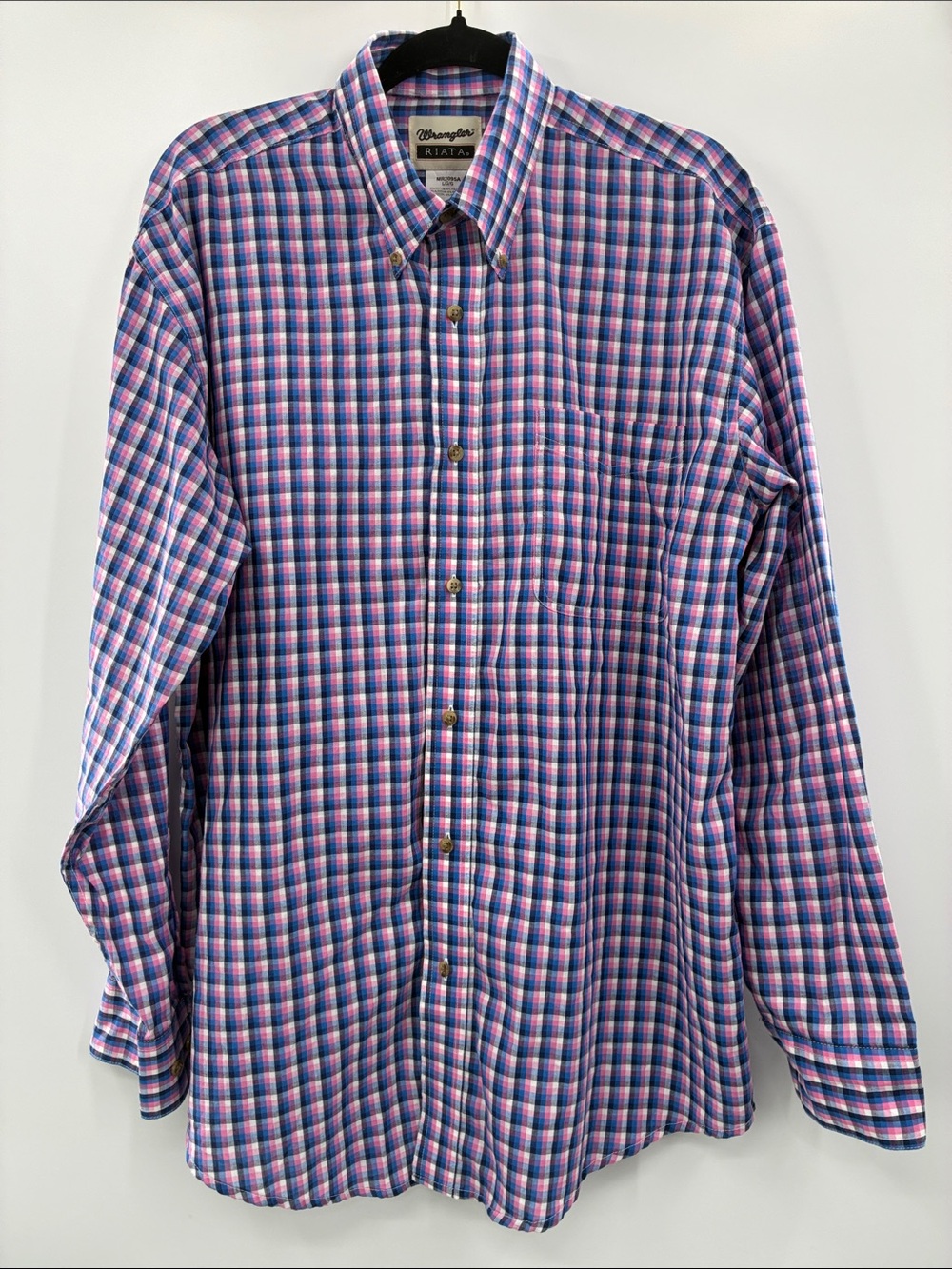 Wrangler Blue and Purple Plaid Button-Down Shirt size: Large
